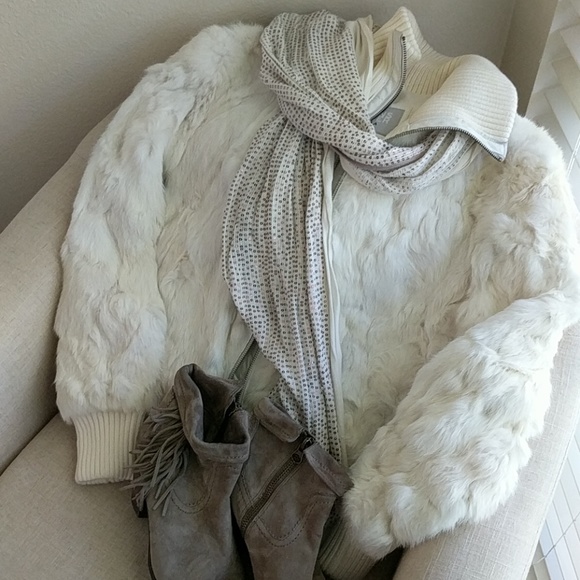 Wilsons Leather Jackets & Blazers - NWT 💯 Genuine Fur Coat